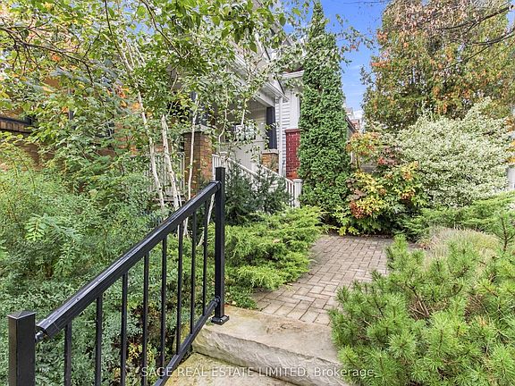 2nd image of 272 Highfield Rd