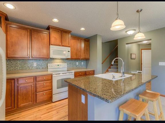 5th image of 15283 60th Ave N
