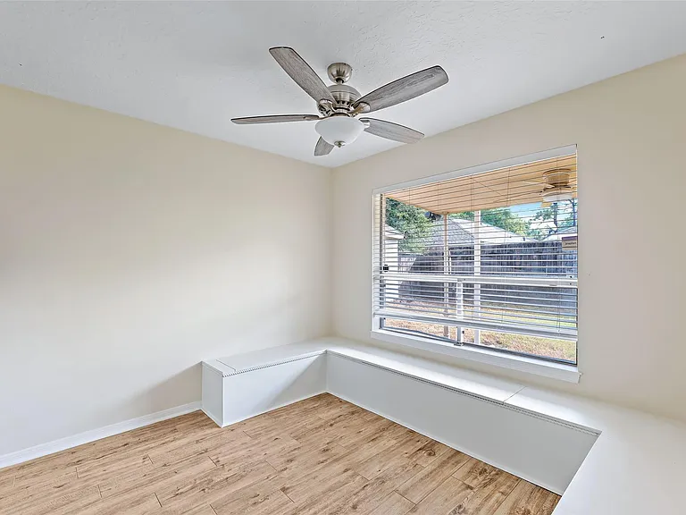 10735 Kitty Brook Dr — Photo 15
