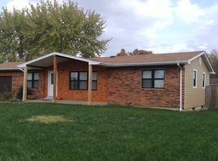 606 Cheryl Ann Dr, Wentzville, MO 63385