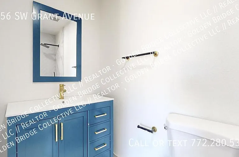 2056 SW Grant Ave — Photo 7