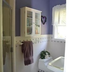 795 Candlewood Lake Rd S, New Milford, CT 06776