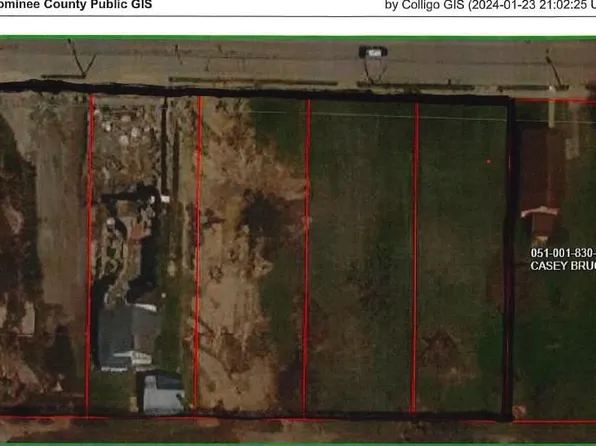 6th Ave, Menominee, MI 49858