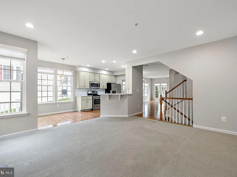 253 Tall Trees Cir — Photo 8