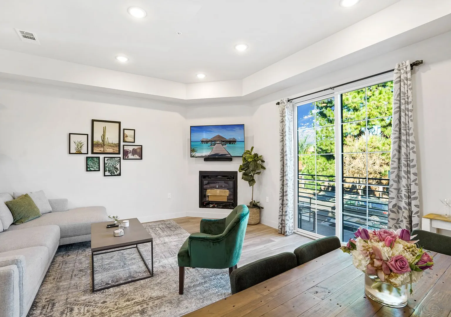 2 bed, 2.5 bath, $3,795 — Photo 4