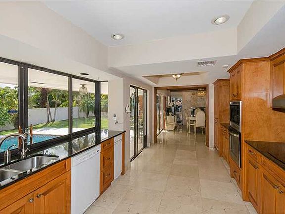 4th image of 8650 SW 144th St
