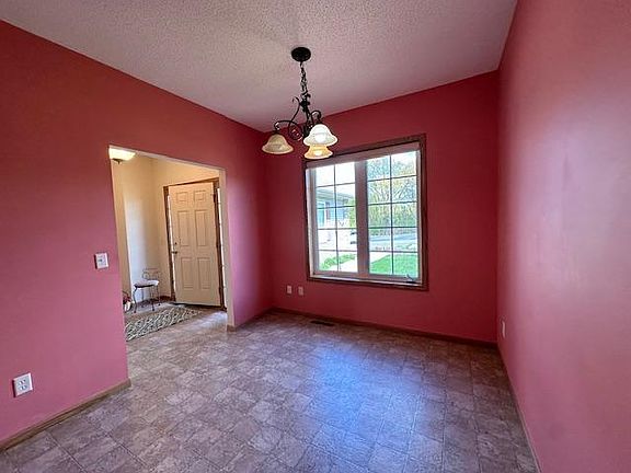 5th image of 1775 Patriot Rd