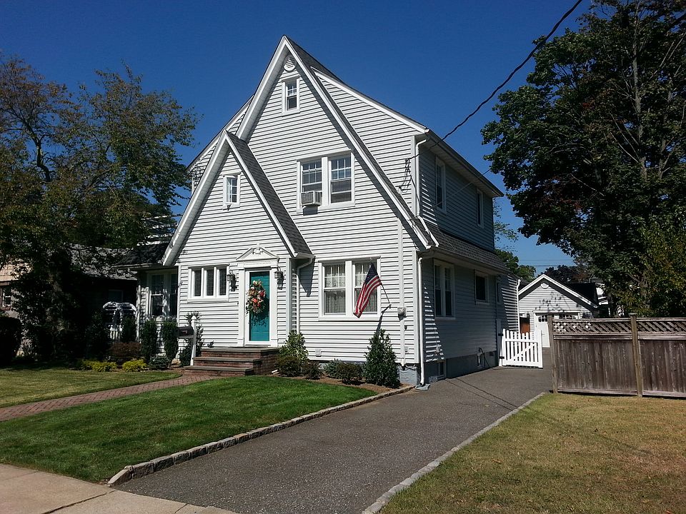 1st image of 77 Marvin Ave