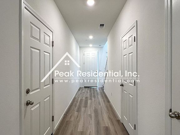 4th image of 4260 Emerald Gate Ln