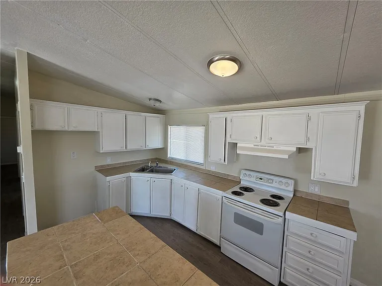3590 Borax Ave — Photo 29