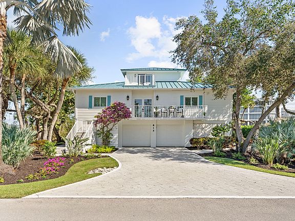 5th image of 815 Hideaway Cir W