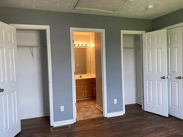 4121-4123 Citation Ln — Photo 11