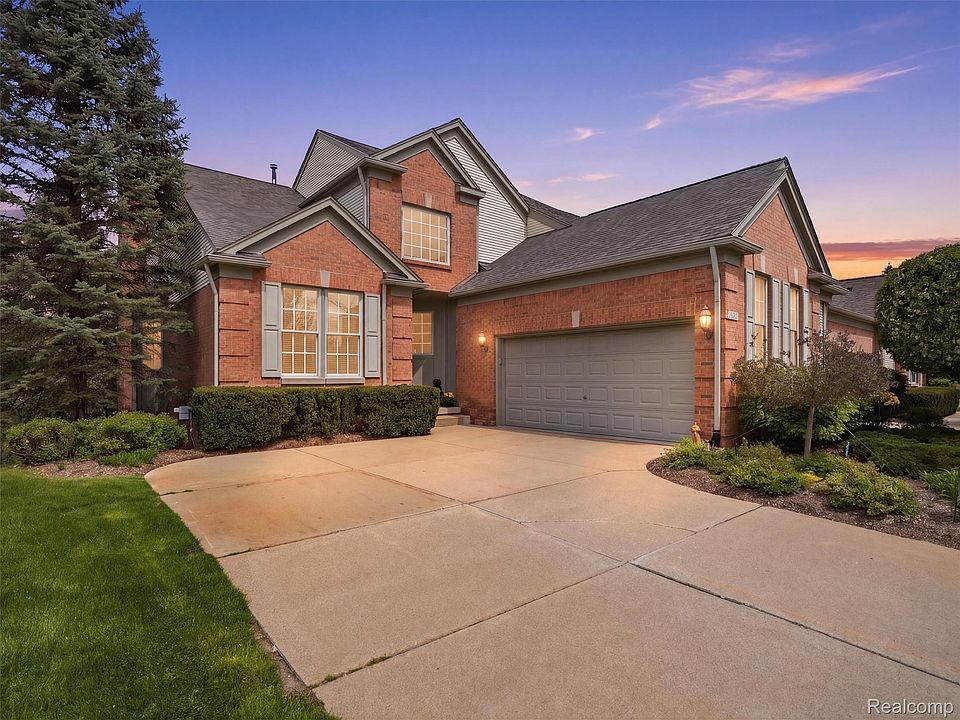 1st image of 5211 Belmonte Dr