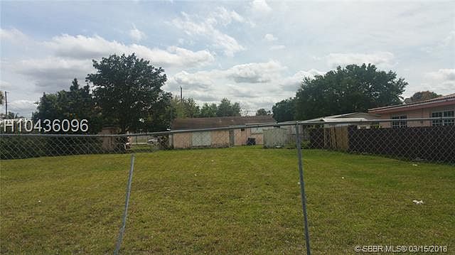 2nd image of 1940 NW 154th St