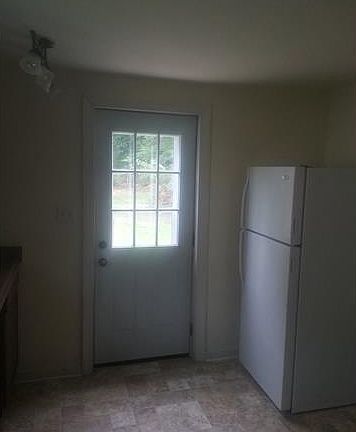 4th image of 2606 Porter St