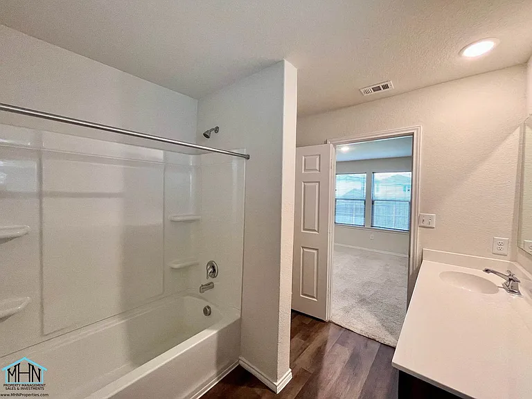 6318 Sycamore Run — Photo 14