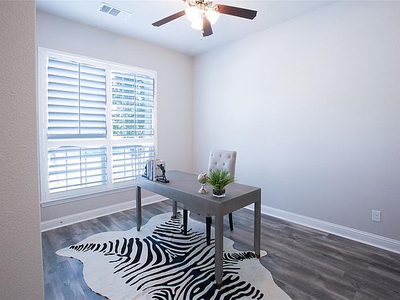 3rd image of 2520 Saffire Way
