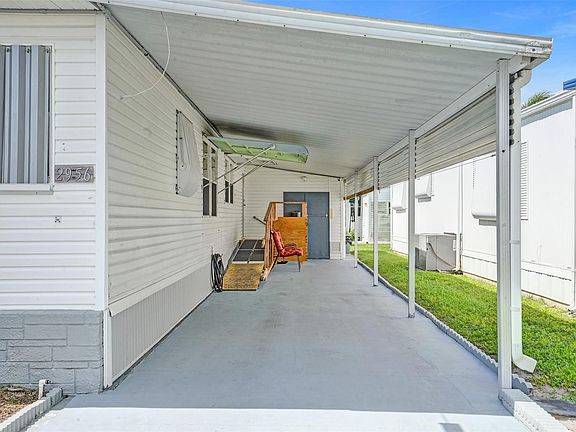 3rd image of 2956 Harbor Lane