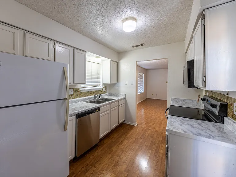 1805 W Spring Creek Pkwy #QQ1 — Photo 30