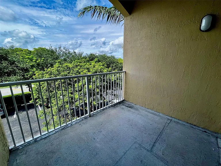 7085 Nova Dr #311 — Photo 14