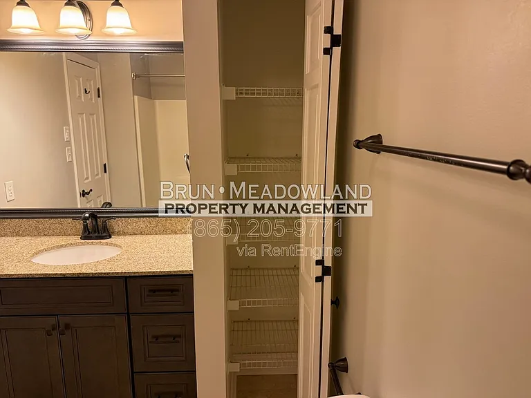 10427 Ravenbrook Ln — Photo 41