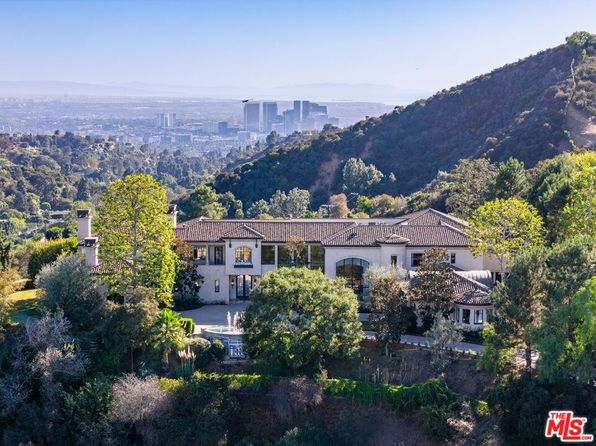 8 Beverly Ridge Ter