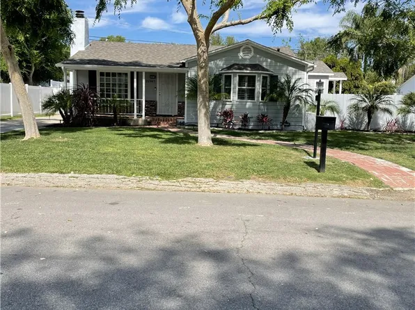 22907 Leonora Dr, Woodland Hills, CA 91367