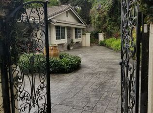 926 Heather Dr, Vista, CA 92084