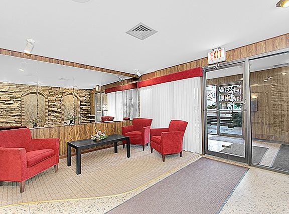 3rd image of 5501 Lincoln Ave Unit 505