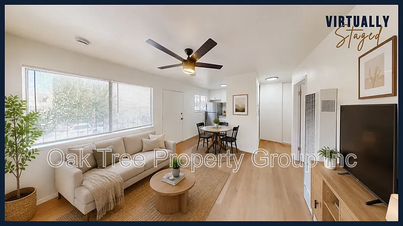 Building Photo - 1520 Castro St #15