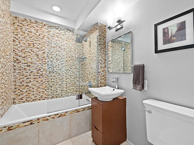 163 Saint Nicholas Ave #2J — Photo 8