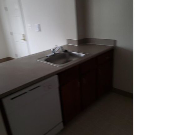 2nd image of 600 N Bentz St