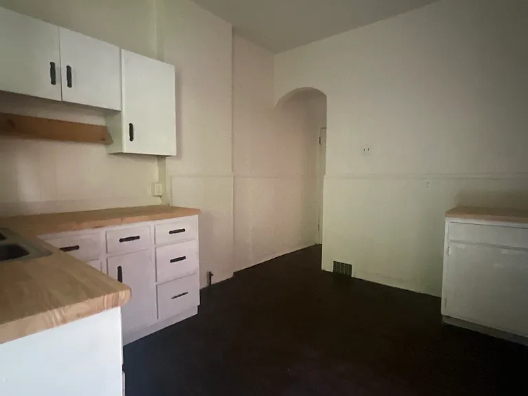 654 Airbrake Ave — Photo 6