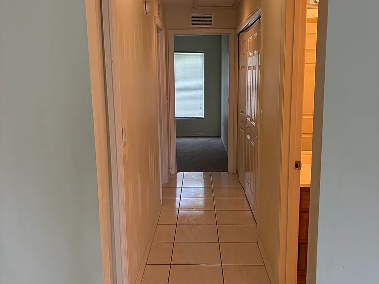 5620 Granada Blvd — Photo 10