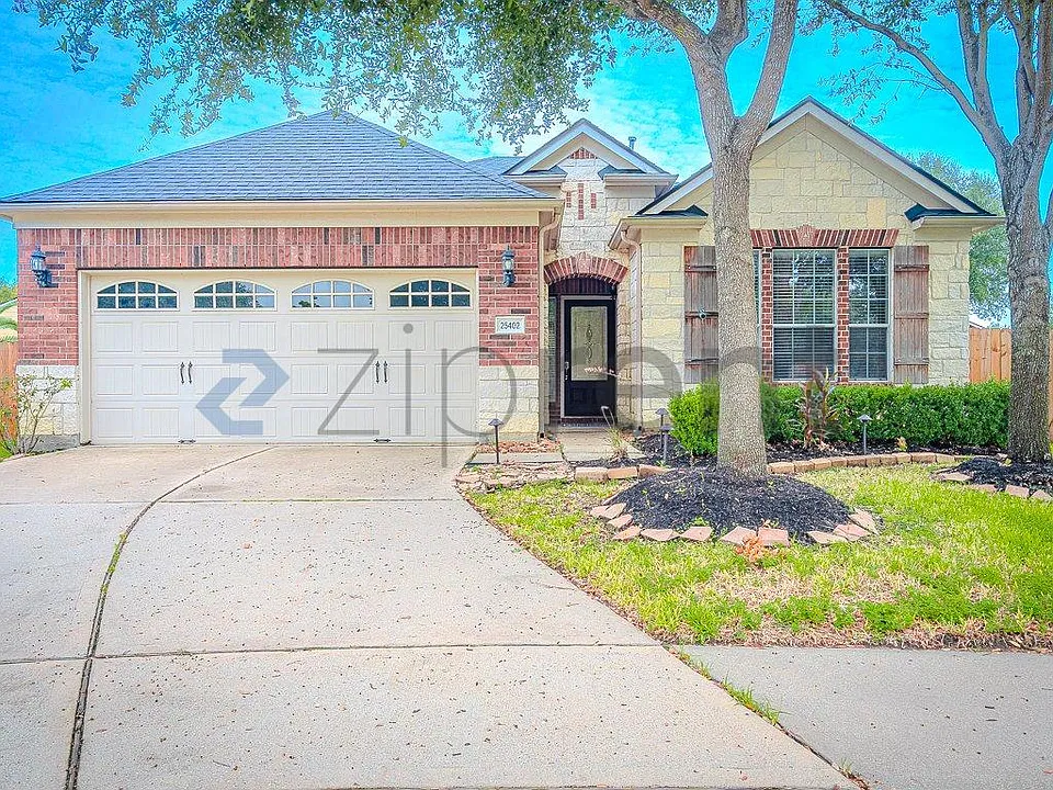 25402 Melody Canyon Ct