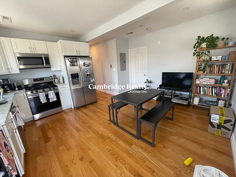 6 Durham St #3 — Photo 1