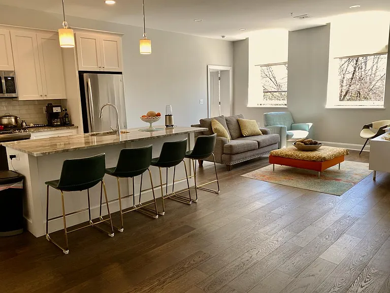 77 Van Dam St #302 — Photo 11