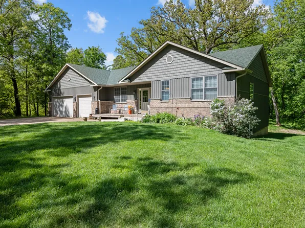 625 S Utah Ave, Davenport, IA 52802