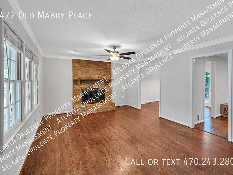4472 Old Mabry Pl NE — Photo 4