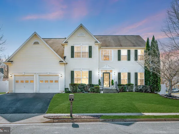 17 Saint Adams Dr, Stafford, VA 22556