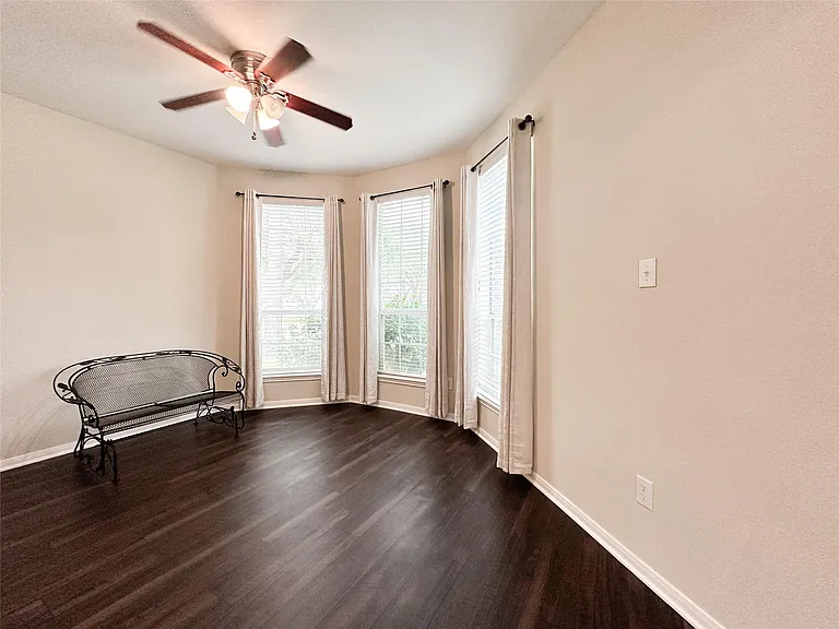 6118 Coastal Grove Ln — Photo 5