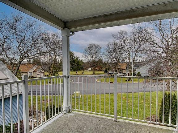 3rd image of 13 Ashbourne Dr #D