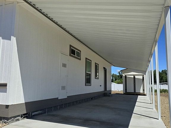 Tandem Carport