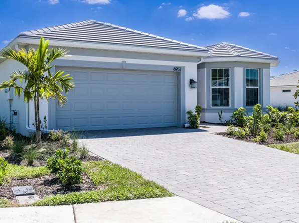 6957 Honeybell Dr, Nokomis, FL