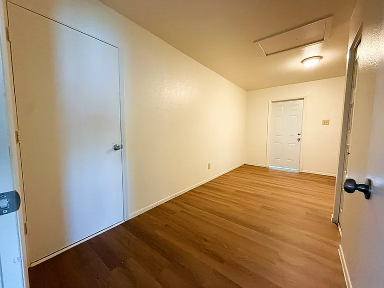 5208 W Calavar Rd — Photo 31