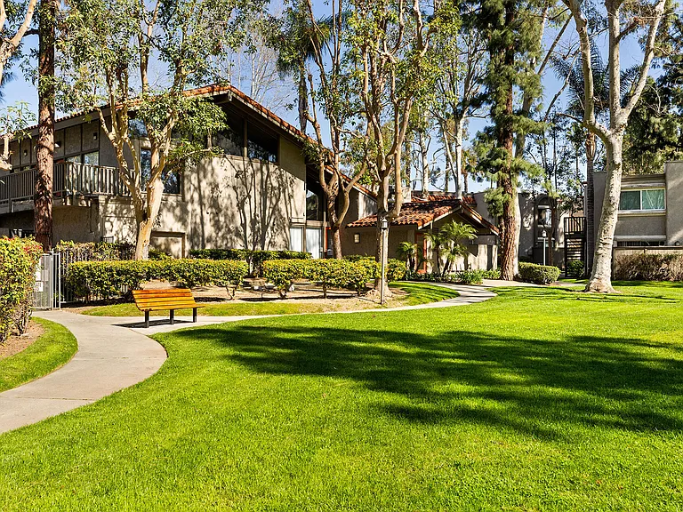 Mountain View (San Dimas) — Photo 14