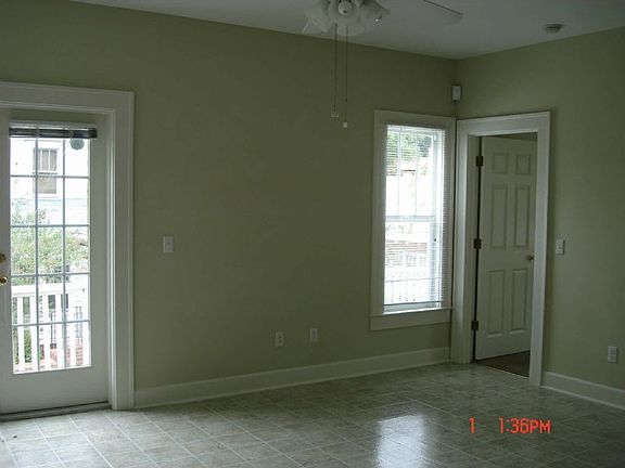 3rd image of 640 E Amelia St