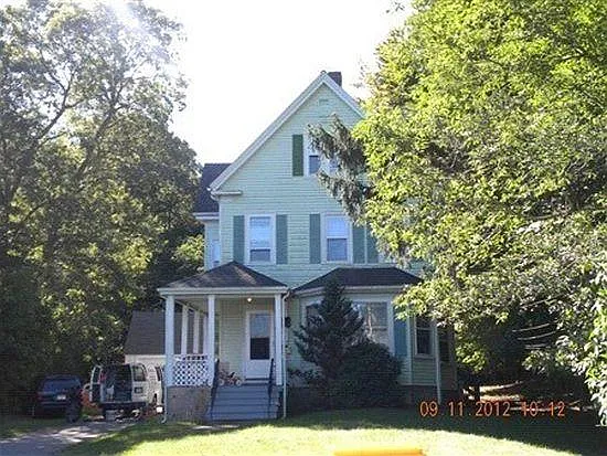 11 Pearl St #2