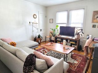 5 Loomis St FL 2, Burlington, VT 05401