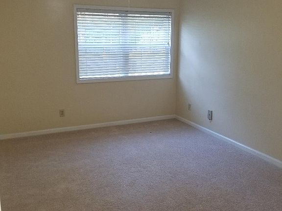 4th image of 4359 Orchard Park Ct